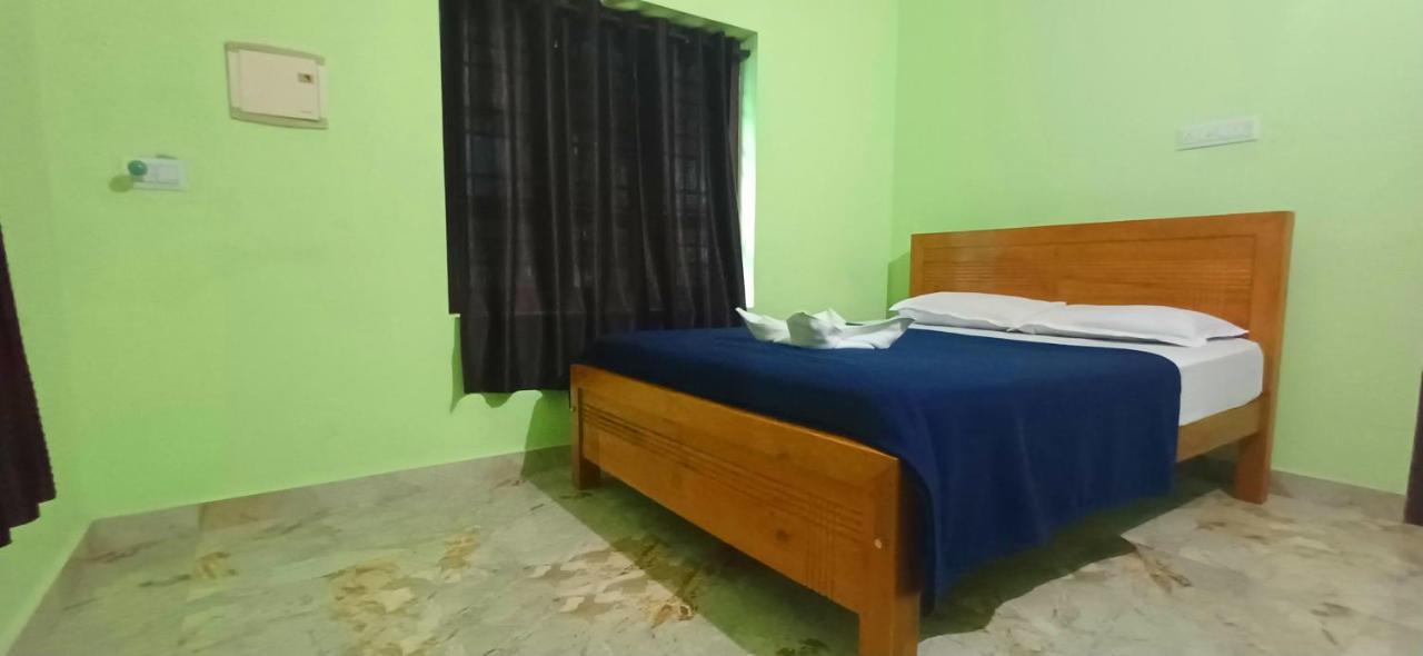 Empire Homestay Kalpetta Exterior photo